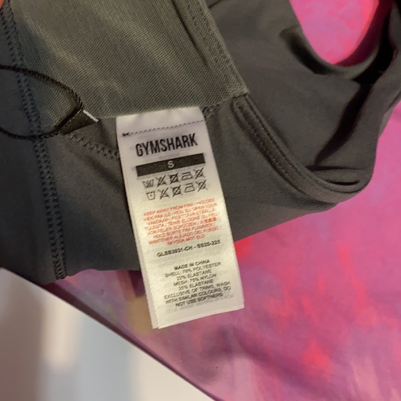 Gymshark Zip Up Training sports bra - Picture 3 of 3